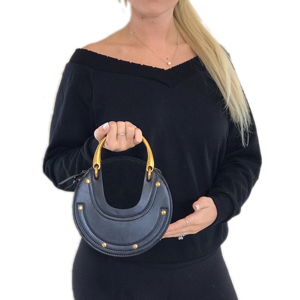Round Handbag - Picture 13 of 15